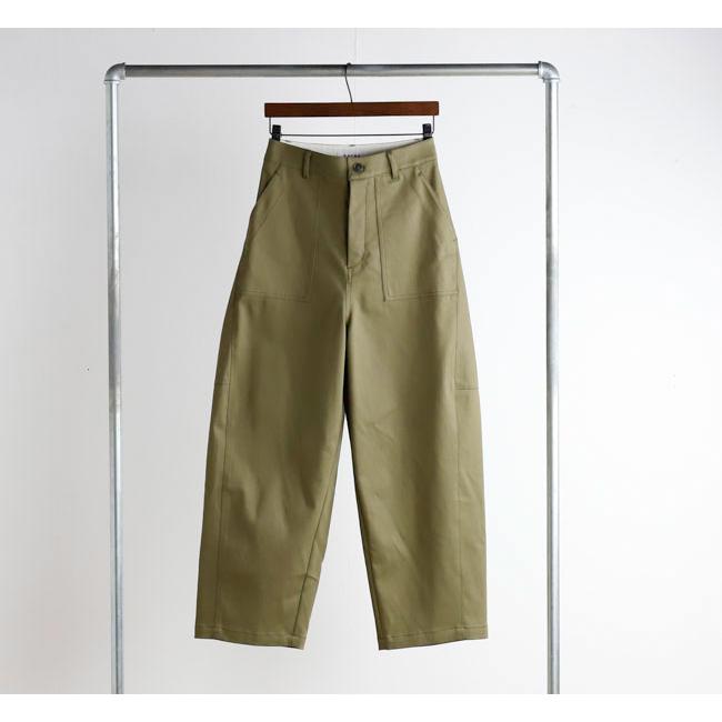 SACRA サクラ 126518111 ヴィンテージコットン ギャバジンパンツ VINTAGE COTTON GABARDINE PANTS |  | 04
