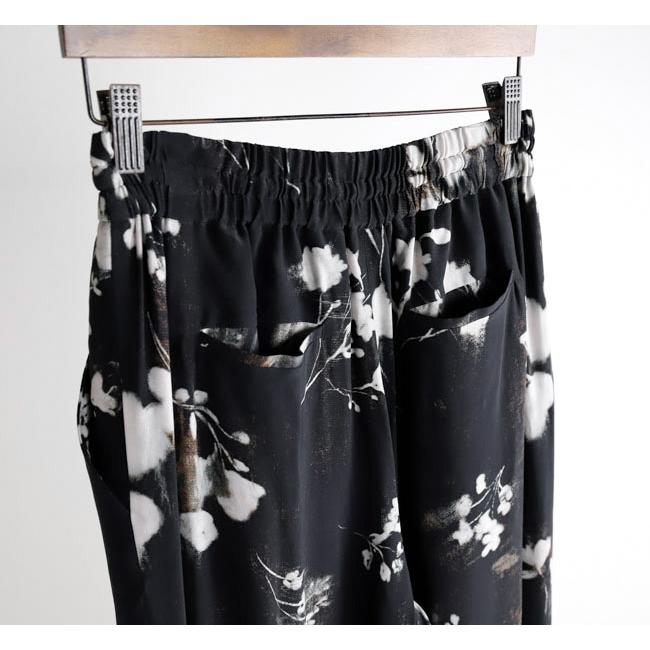 SACRA サクラ 126606112 ブラードフローラパンツ BLURRED FLORA PANTS |  | 06