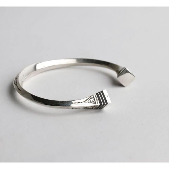 TUAREG JEWELRY トゥアレグジュエリー A11 バングル 楽天市場】TUAREG JEWELRY トゥアレグジュエリー A11 バングル