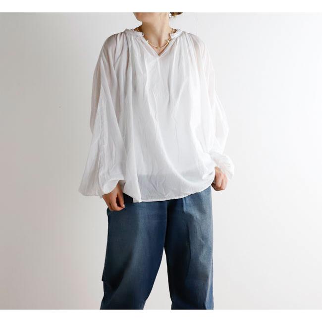 Veritecoeur ヴェリテクール ST-193 ブラウス |  | 01