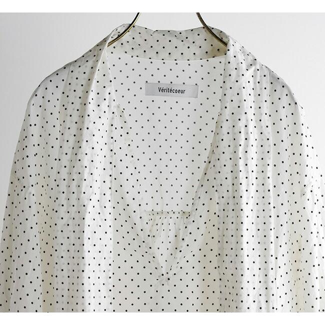 Veritecoeur ヴェリテクール VC-2748 ドットタイカラーブラウス |  | 13