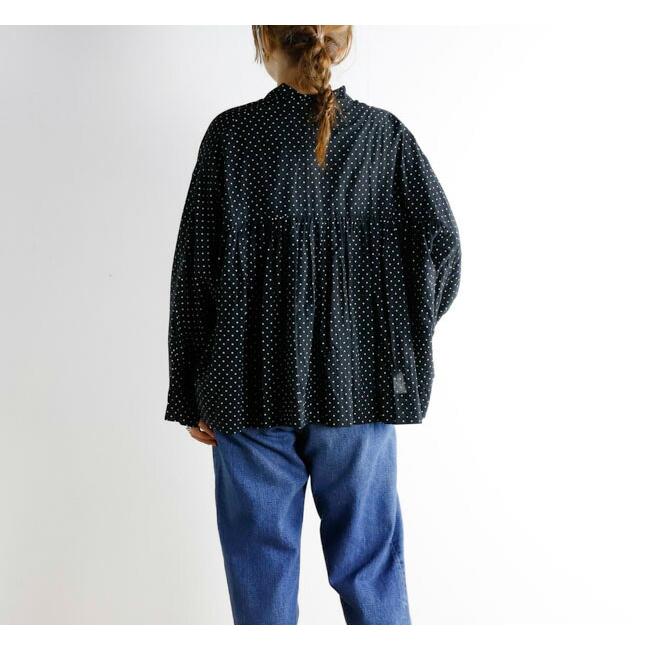 Veritecoeur ヴェリテクール VC-2748 ドットタイカラーブラウス |  | 05