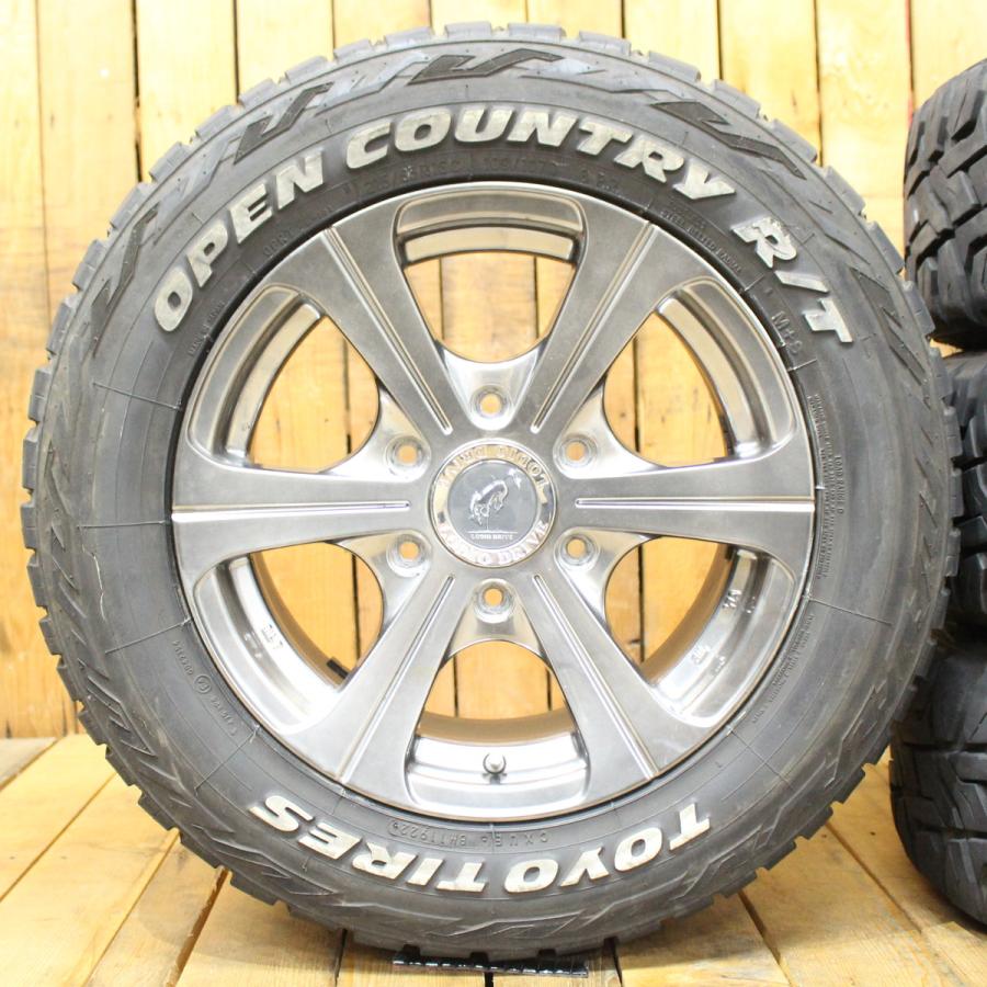 OPEN COUNTRY 200系 ハイエースに ロデオドライブ 16インチ TOYO 