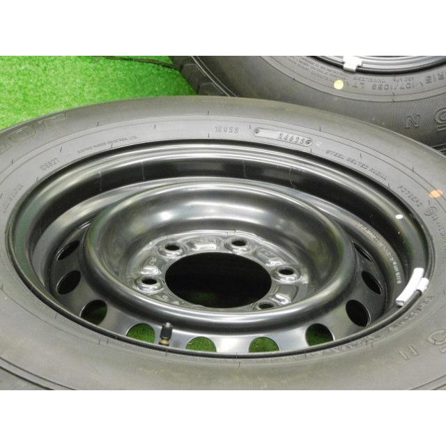 中古 ホイールタイヤ 4本 195/80R15 2025年製 9.9分山 トヨタ 新車外し 200系 ハイエース 純正 ラジアル タイヤ 新車外し ダンロップ SP175Nの画像
