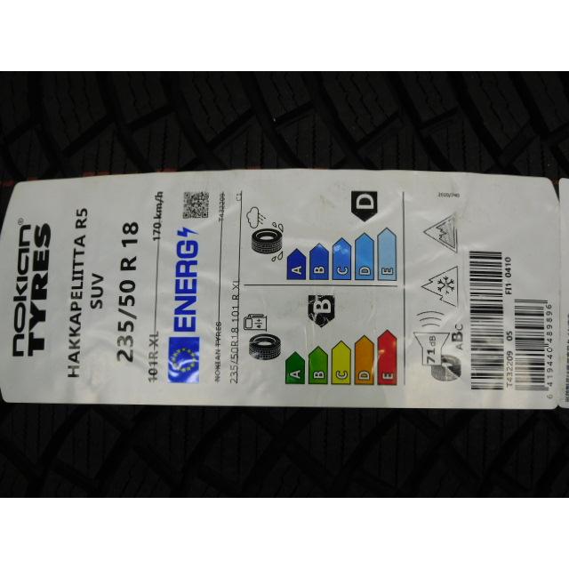 中古 ホイールタイヤ 4本 235/50R18 2023年製 トヨタ 20 アルファード 純正 スタッドレス タイヤ ノキアン ハッカペリッタR5の画像
