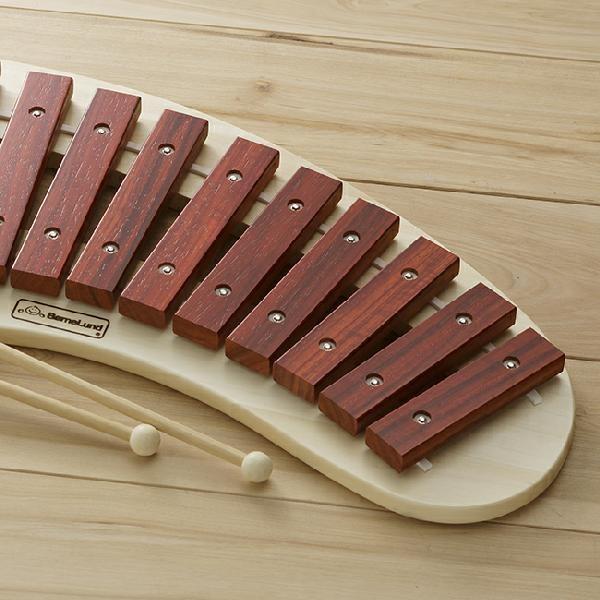 ボーネルンド パレットシロフォン ポイント10倍 名入れ刺繍 お名前 刺繍 特典 ハンカチ プレゼント 木のおもちゃ 木琴 楽器 シロフォン 日本正規品 送料無料 Litakara Baby 通販 Yahoo ショッピング