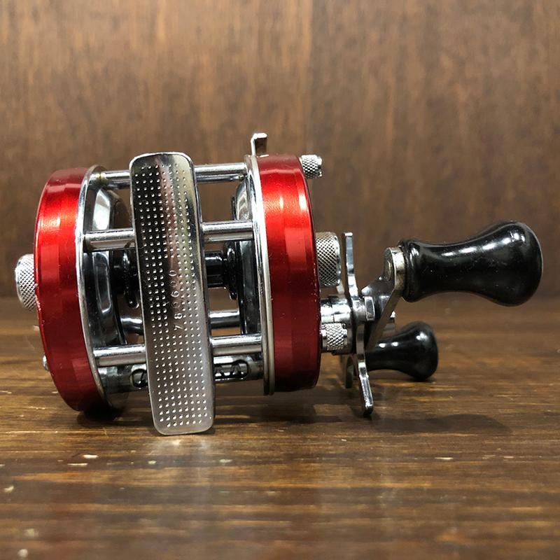 Abu Ambassadeur 5500 Cherry Red Bait Reel New High Speed 780600 アブ