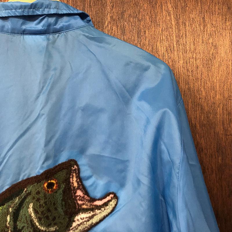 Cap'n Jac Vintage Fishing Jumping Bass Patch Nylon Jacket Cap'n Jac Vintage Fishing Jumping Bass Patch Nylon Jacket