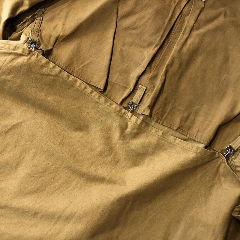 L.L.Bean LL Bean Duck Canvas Hunting Jacket Cursive Logo Tag