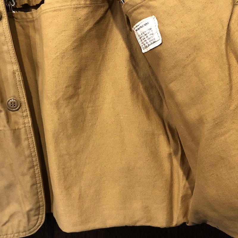 L.L.Bean LL Bean Duck Canvas Hunting Jacket Cursive Logo Tag