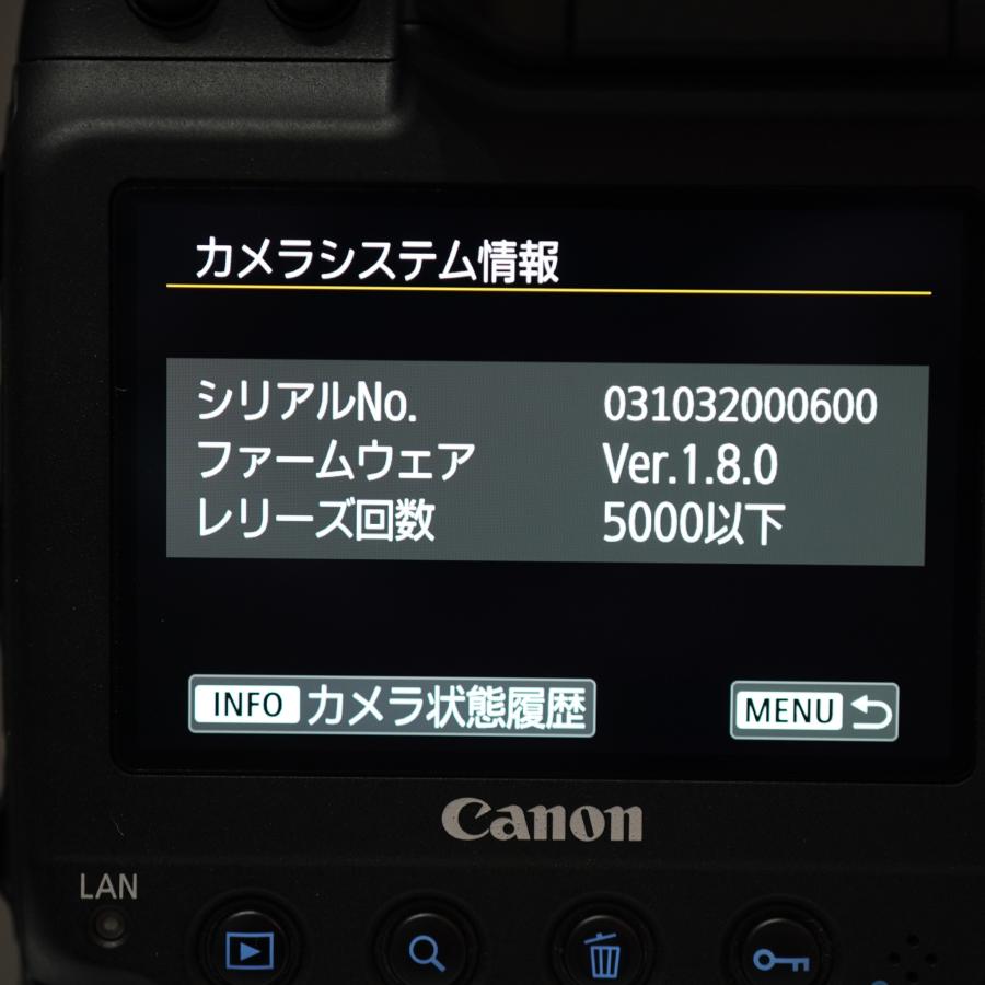 キヤノン ほぼ新品 Canon EOS-1D X Mark III 3 ボディ キヤノン ほぼ新品 Canon EOS-1D X Mark III 3 ボディ