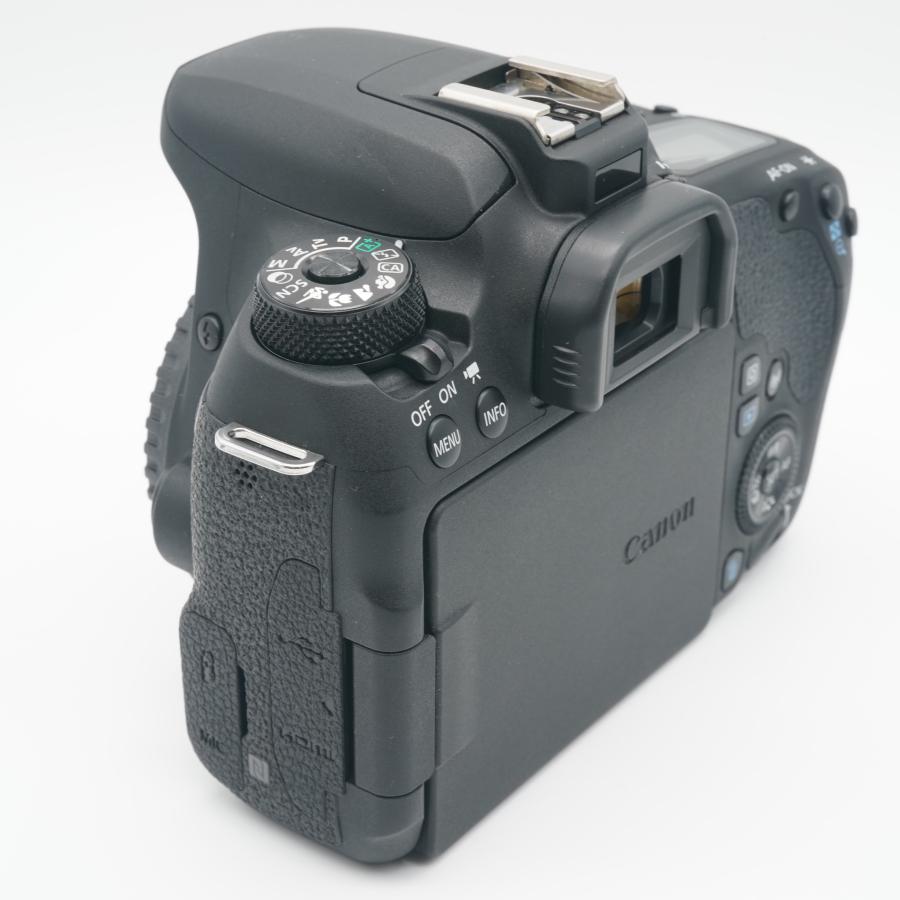 キヤノン ほぼ新品 Canon デジタル一眼レフカメラ EOS 9000D キヤノン ほぼ新品 Canon デジタル一眼レフカメラ EOS 9000D