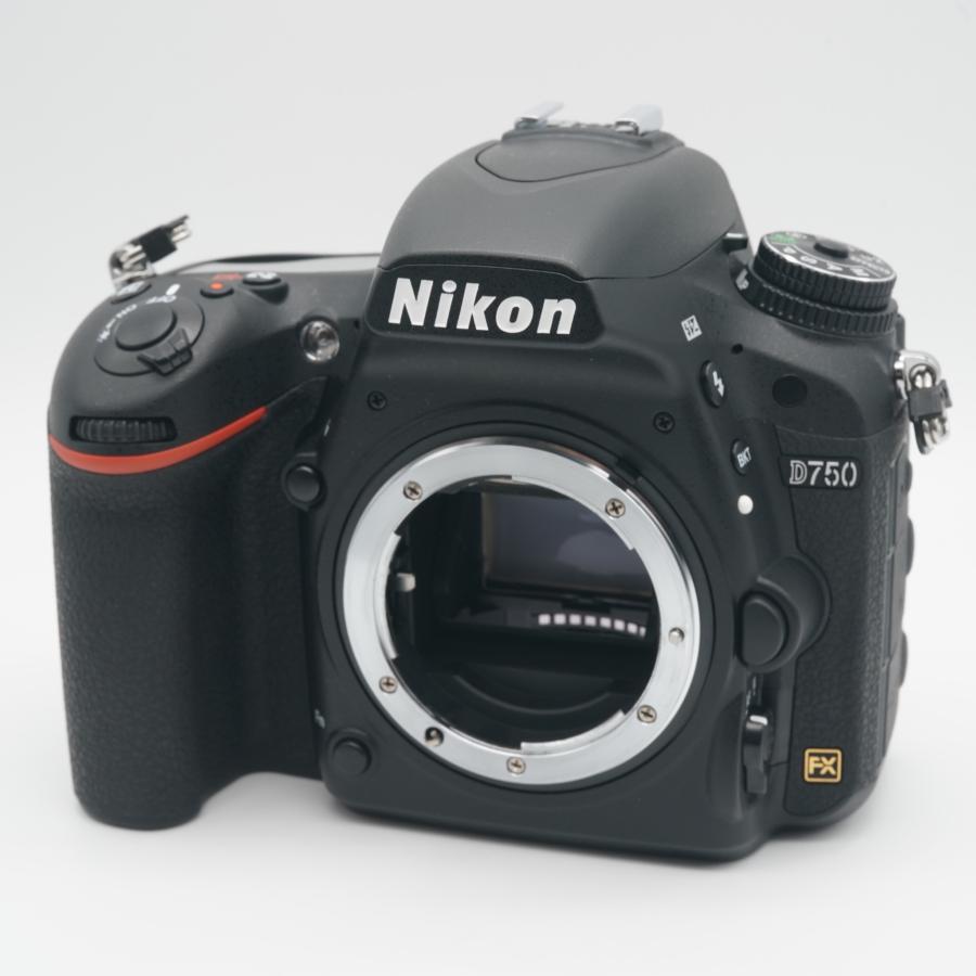ニコン（Nikon） ほぼ新品 デジタル一眼レフ D750 元箱・未使用