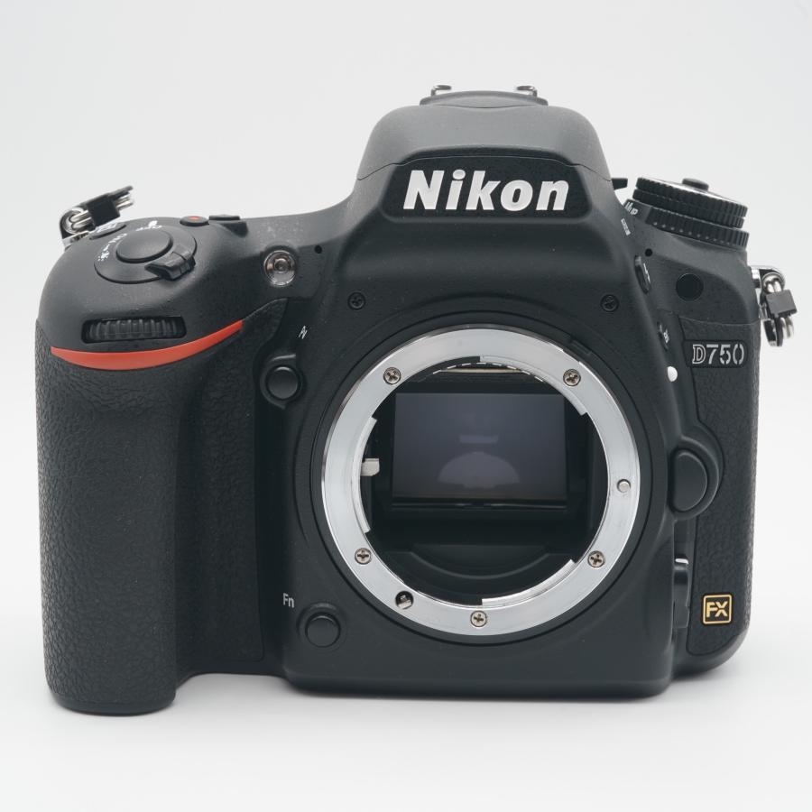 美品 元箱付き ニコン Nikon D750 ショット数 24,000回 ニコン（Nikon） ほぼ新品 デジタル一眼レフ D750 元箱・未使用