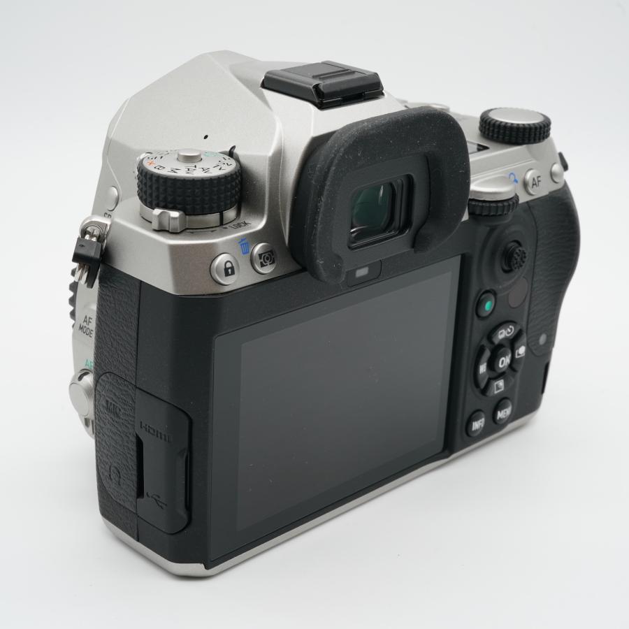ペンタックス ほぼ新品 K-3 Mark III ボディ シルバー 元箱・取説