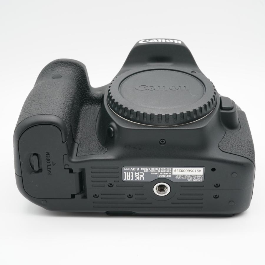 キヤノン ほぼ新品 Canon デジタル一眼レフカメラ EOS 90D ボディー