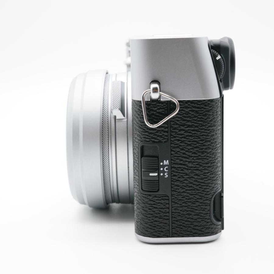 FUJIFILM（フジフイルム） ほぼ新品 FUJIFILM X100VI シルバー