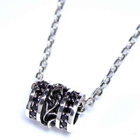 HEART OF CONCEPT/ハート・オブ・コンセプト アラベスクリングペンダント（ブラック） HCP-0281M