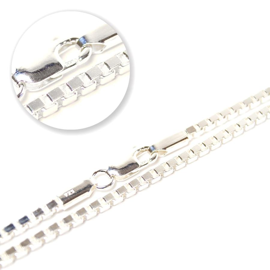 可愛いクリスマスツリーやギフトが！ ベネチアンチェーン ネックレス