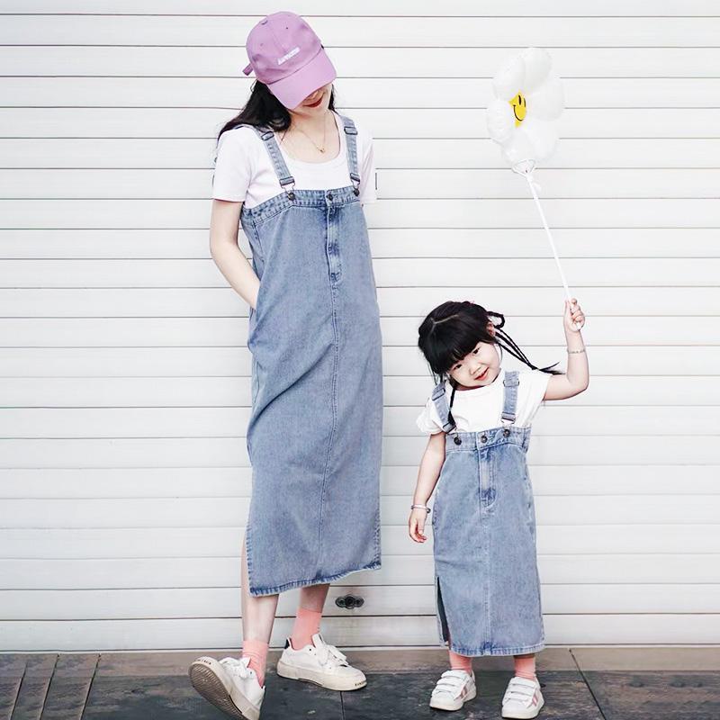 maison de R オックスジャンパースカート 24-02 オックスジャンパースカート着画コーデ（ネイビー