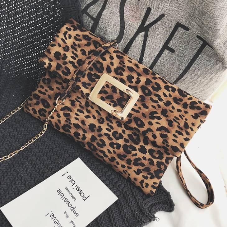 ヒョウ柄 レオパード アニマル柄 クラッチバッグ ショルダーバッグ 軽量 鞄 かばん レディース レディースファッション カジュアル おしゃれ かわいい ママフ Gufm Olulu 通販 Yahoo ショッピング