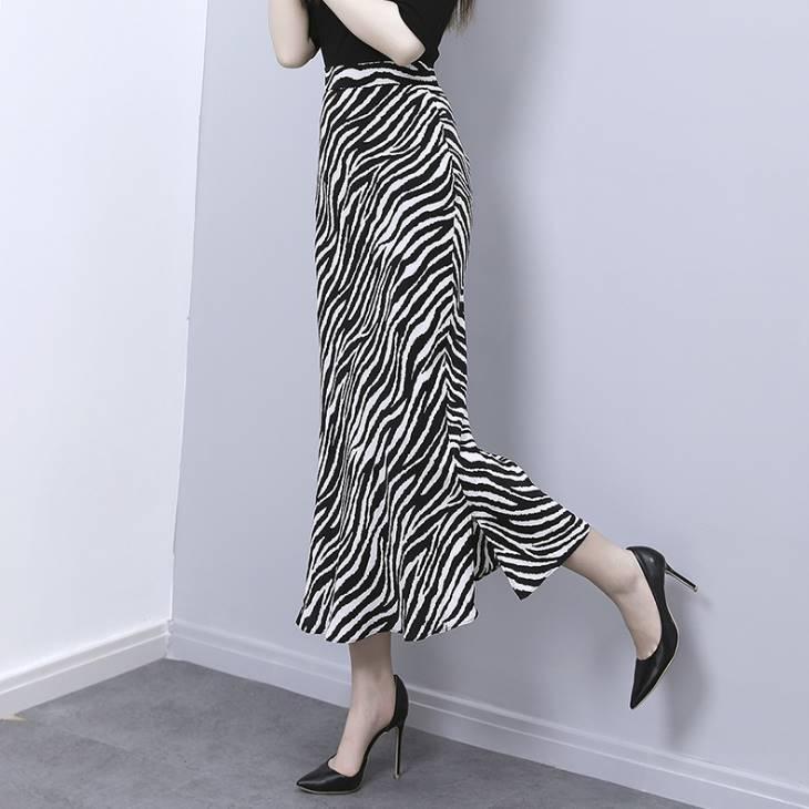 在庫処分 スカート ボトムス フレアスカート ロング丈 ゼブラ柄 アニマル柄 しまうま柄 ゼブラ 柄 レディース セクシー 大人 かわいい レディースファッショ Gw4h Olulu 通販 Yahoo ショッピング