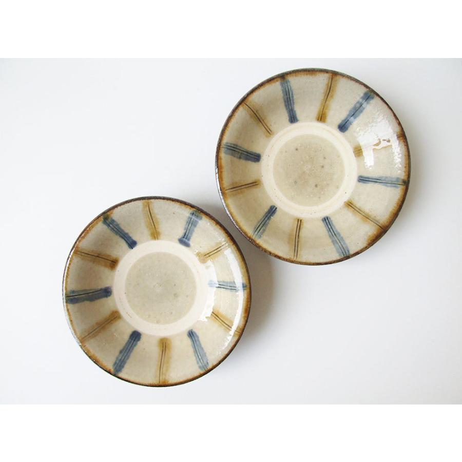 金城次郎　5寸皿　やちむん　　即購入OK 25932 人間国宝 金城次郎 五寸皿 KINJO Jiro – アート飛田