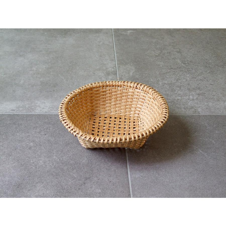 福島奥会津編み組細工 マタタビ四つ目ざる 果物かご 茶縁 : おまめ