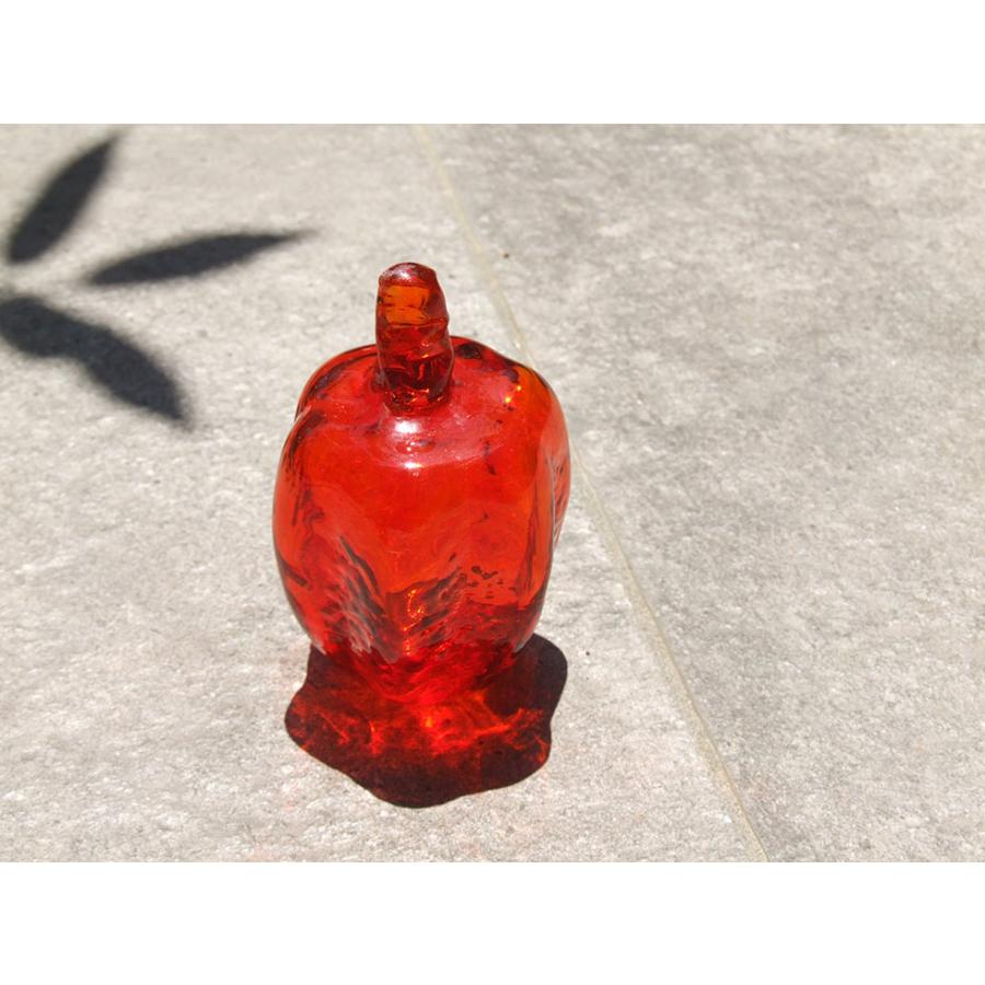 深い赤色のガラスボトル　琉球 深い赤色のガラスボトル 琉球 Amazon | 琉球ガラス レッド 赤色