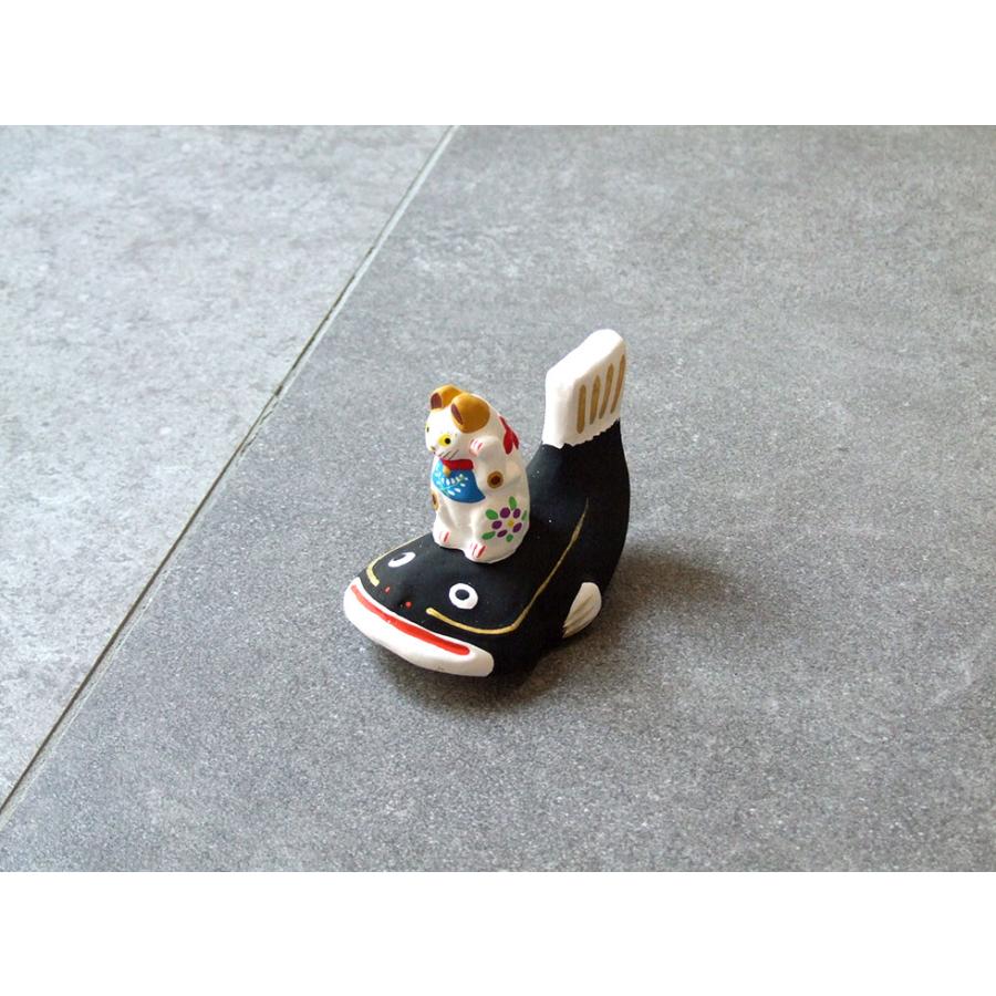 郷土玩具 民藝 福島県 工房千想 鯰乗り招き猫 正面 縁起物 置物 開運