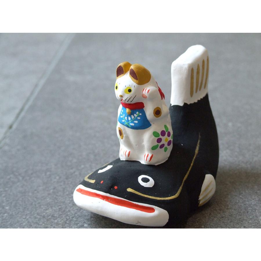 郷土玩具 民藝 福島県 工房千想 鯰乗り招き猫 正面 縁起物 置物 開運
