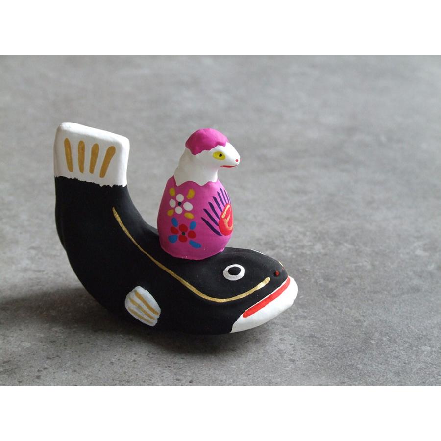 郷土玩具 民藝 福島県 工房千想 鯰乗り巳 正面 干支 蛇 縁起物 置物