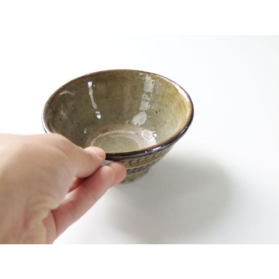 やちむん 民藝 照屋窯 照屋佳信 4寸マカイ(お茶碗) 重8 : おまめ