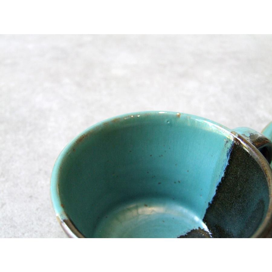 鳥取の民藝 牛ノ戸焼窯元 コーヒーカップ＆ソーサー 黒と緑 染分け B