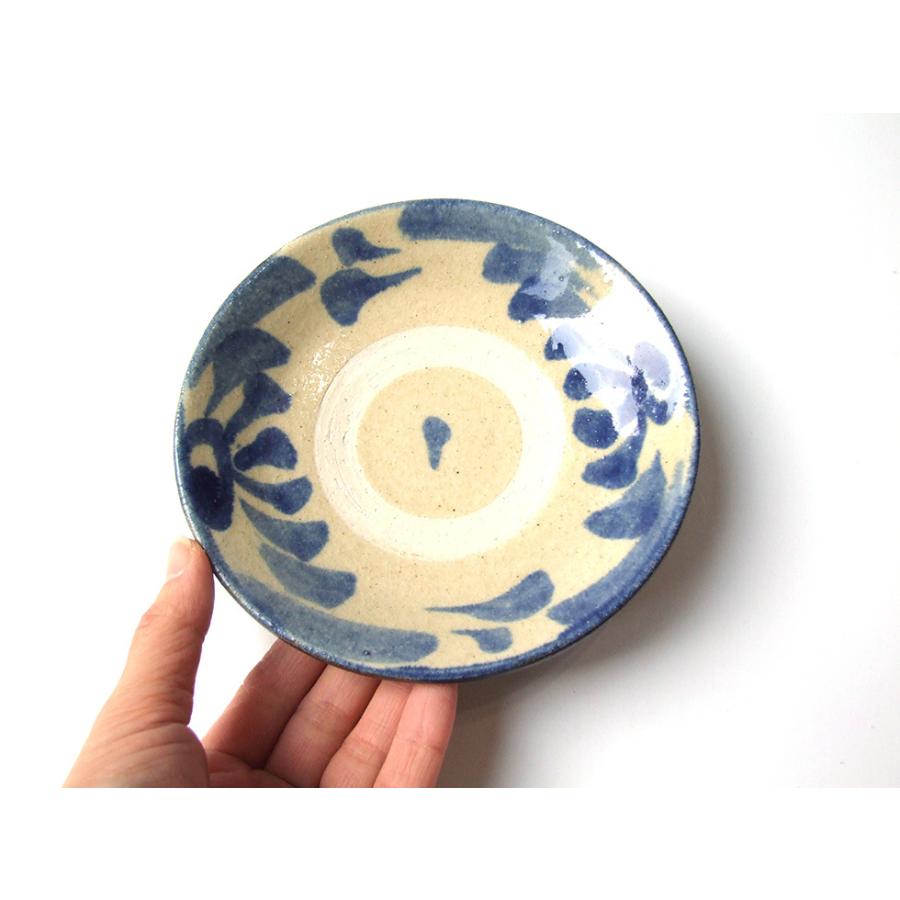 やちむん 民藝 読谷山焼 北窯 松田共司4.5寸皿 小皿 コバルト唐草