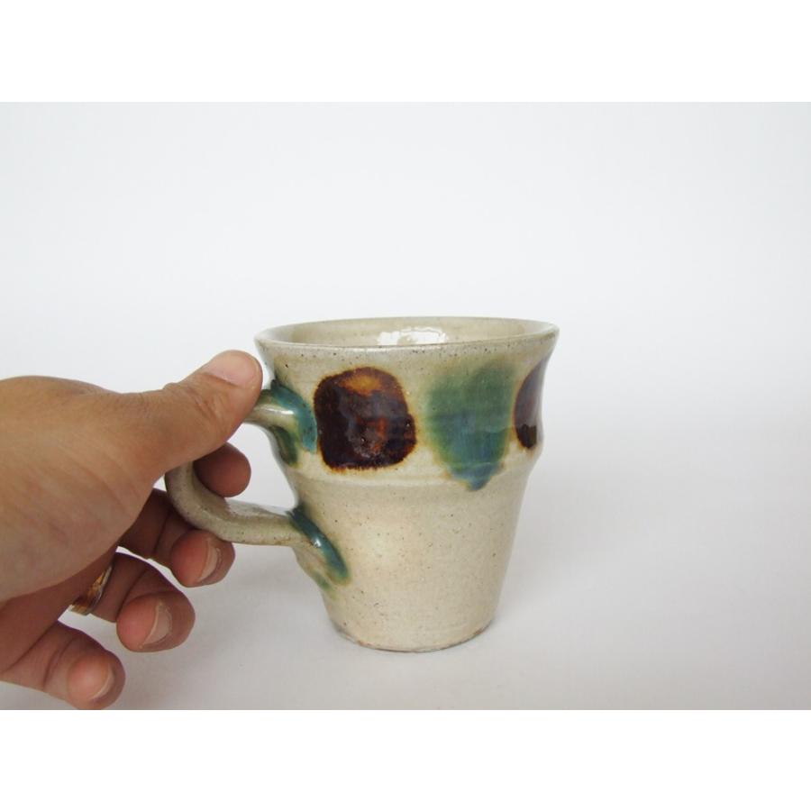 やちむん 民藝 読谷山焼 横田屋窯マグカップ(節有り)三彩 : おまめ