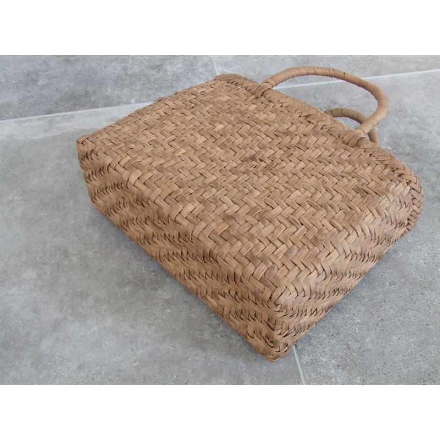 【ほぼ未使用】網代編み 山葡萄 カゴバッグ 国産 内布あり みだれ編み 山葡萄 かごバッグ 内布付き 網代編み 山ぶどう