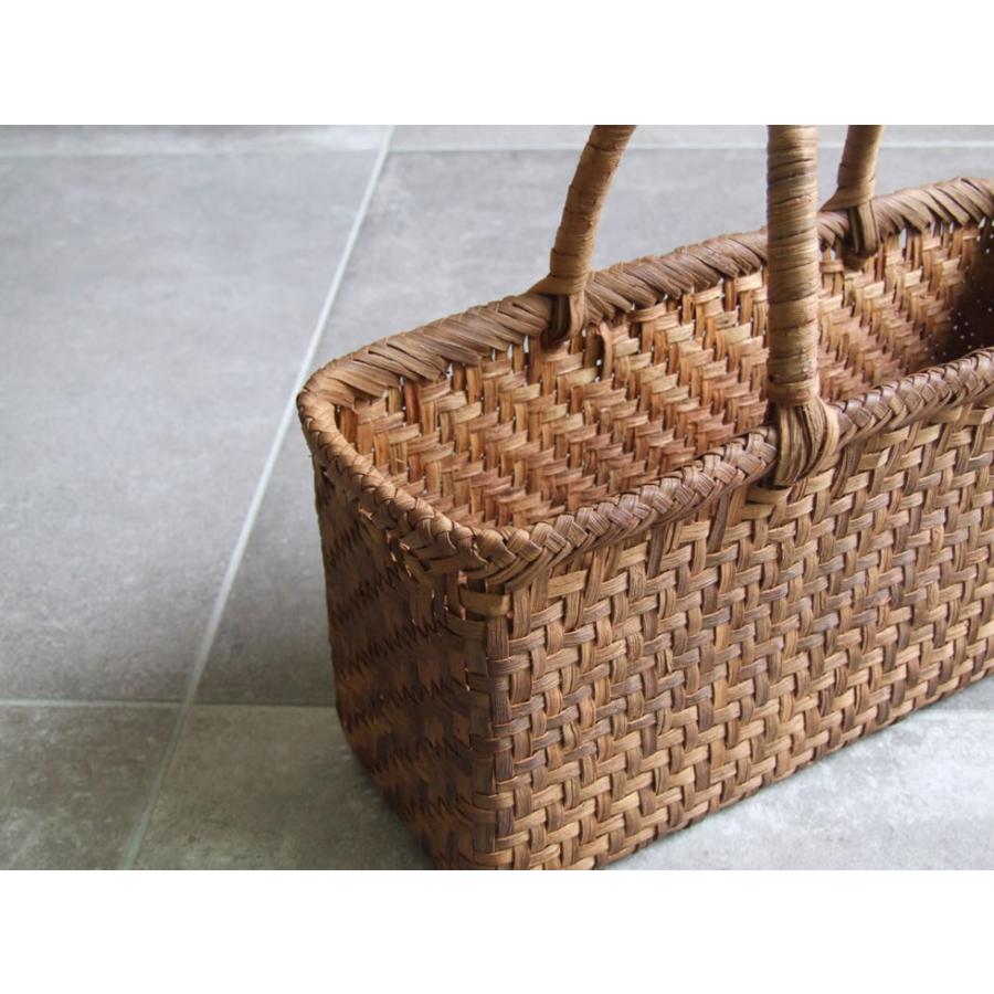 美品 山葡萄かご 網代 カトラリー 国産 作家物 天然素材 日本製 美品 山葡萄かご 網代 カトラリー 国産 作家物 【公式通販】