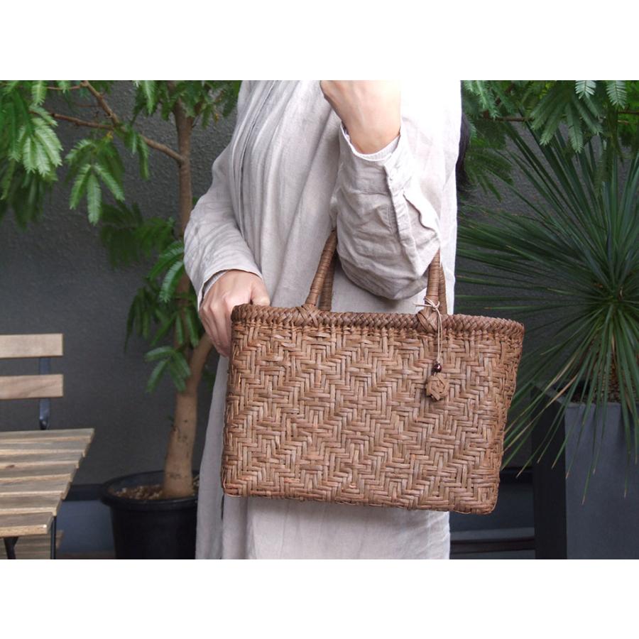 純国産 山形県 山葡萄かごバッグ 5mm極細亀甲編み 定番型 : おまめ