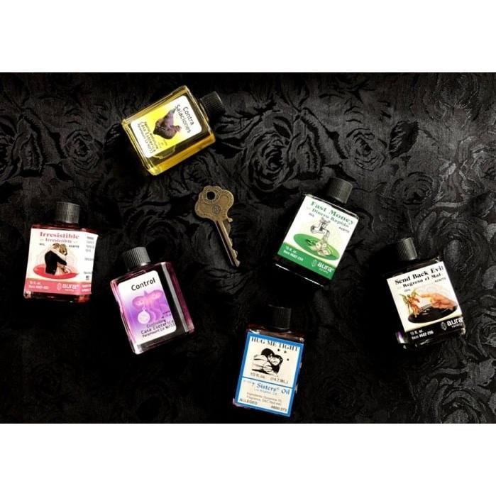 マンネリ 浮気 防止 情熱的 強く 愛される 再燃 恋人 魔術 オイル 香油 おまじない お守り 小瓶 Hugmetight Rak 007 魔術専門店omamoriyasan 通販 Yahoo ショッピング