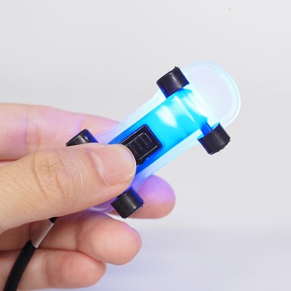 光るおもちゃ 光るピカピカスケボーストラップ 24個セット 指スケ 指