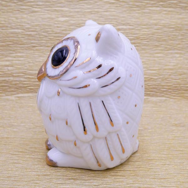 【旭川窯】太鼓判の逸品！ 縁起の良いふくろうの置物 旭川窯】太鼓判の逸品！ 縁起の良いふくろうの置物 信楽焼