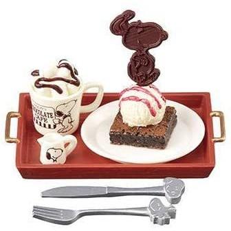 7 特製のブラウニープレート Snoopy S Chocolate Cafe スヌーピー チョコレートカフェ リーメント Snoopychocolatecafe 07 おもちゃのお店 森のポワル 通販 Yahoo ショッピング