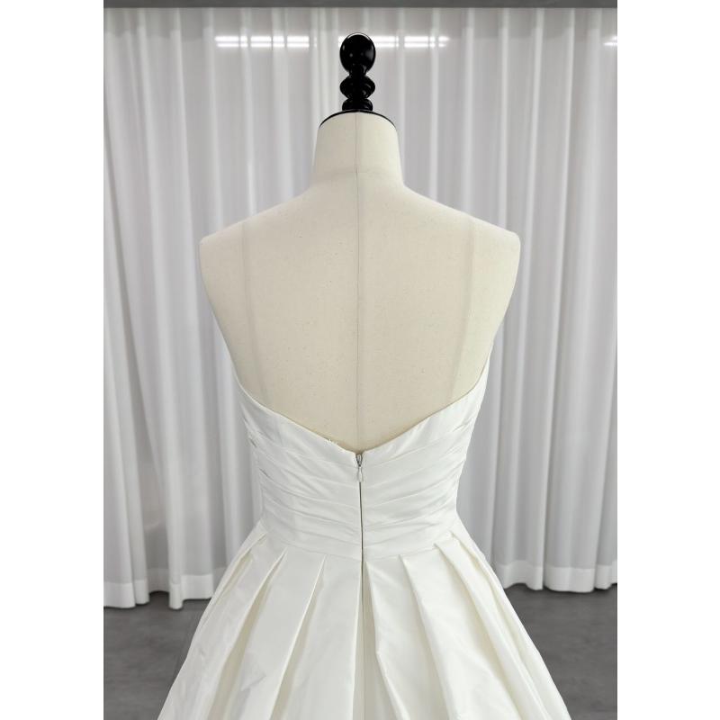 プロノビアス PRONOVIAS Haver ハーバー Aライン ウェディングドレス ホワイト