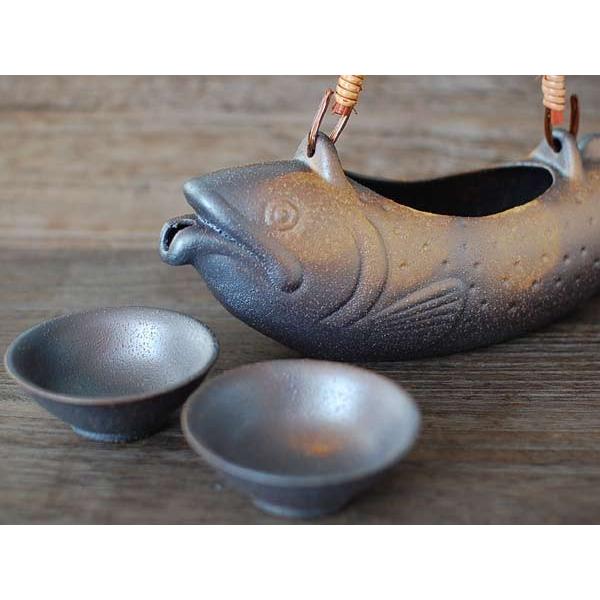 骨酒用酒器揃い 荒黒 （魚型徳利1ヶ+盃2ヶ） / 骨酒 盃×2ヶのセット