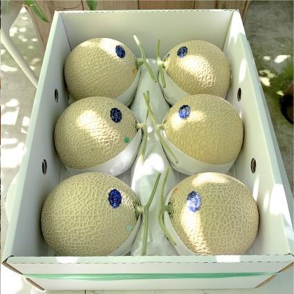 おもてなしギフト 農場カフェ用マスクメロン 名倉メロン農場 メロン職人名倉正司が育てた良品クラスのメロン6玉入り（8.0kg〜） |  | 01