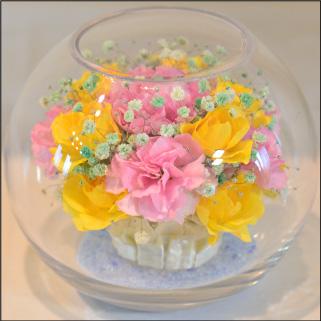 おもてなしギフト フラワーボトル 生花を色や形をそのままに、３ヶ月から半年間（保存状態によっては更に長期間）綺麗に咲かせます 球状型ボトル | 