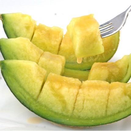 おもてなしギフト マスクメロン 日本茶専門店 茶井が選んだ三浦半島の津久井浜の温室メロン（ＬＬサイズ １玉入り） |  | 04