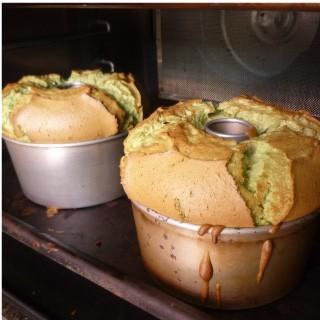 おもてなしギフト シフォンケーキ ママの優しさを伝える横須賀シフォン 選べるシフォンケーキ（14cm×1個） |  | 02