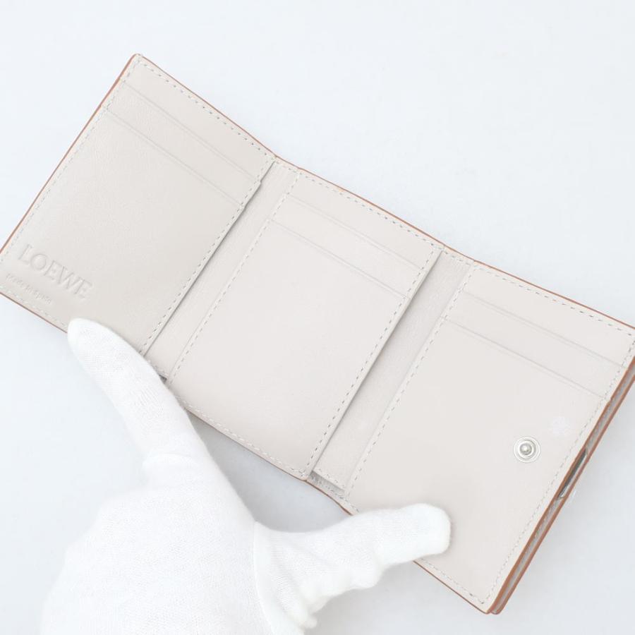 LOEWE✨アナグラム　トライフォールドウォレット　箱袋付属 LOEWE】ロエベ アナグラム トライフォールド ウォレット 人気